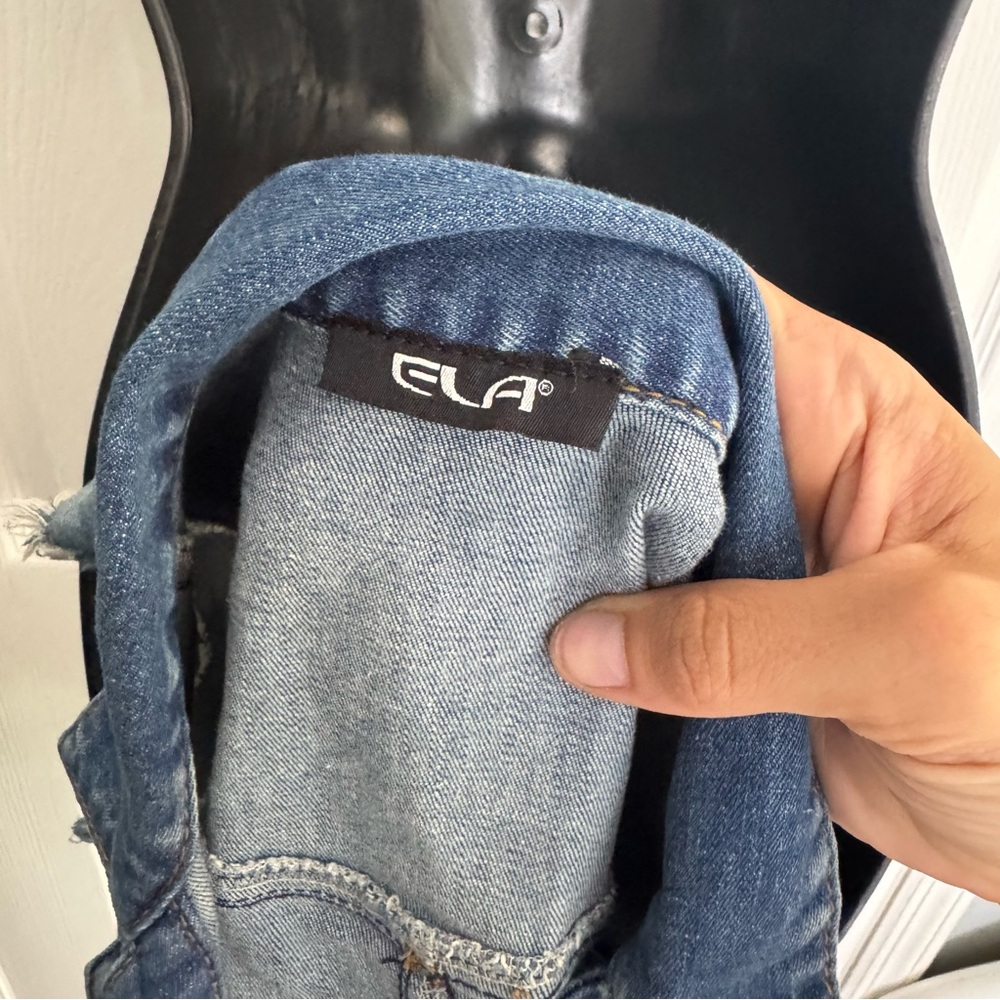 3 for $15 ELA Denim Sleeveless Vest - Size 6 - Picture 4 of 5